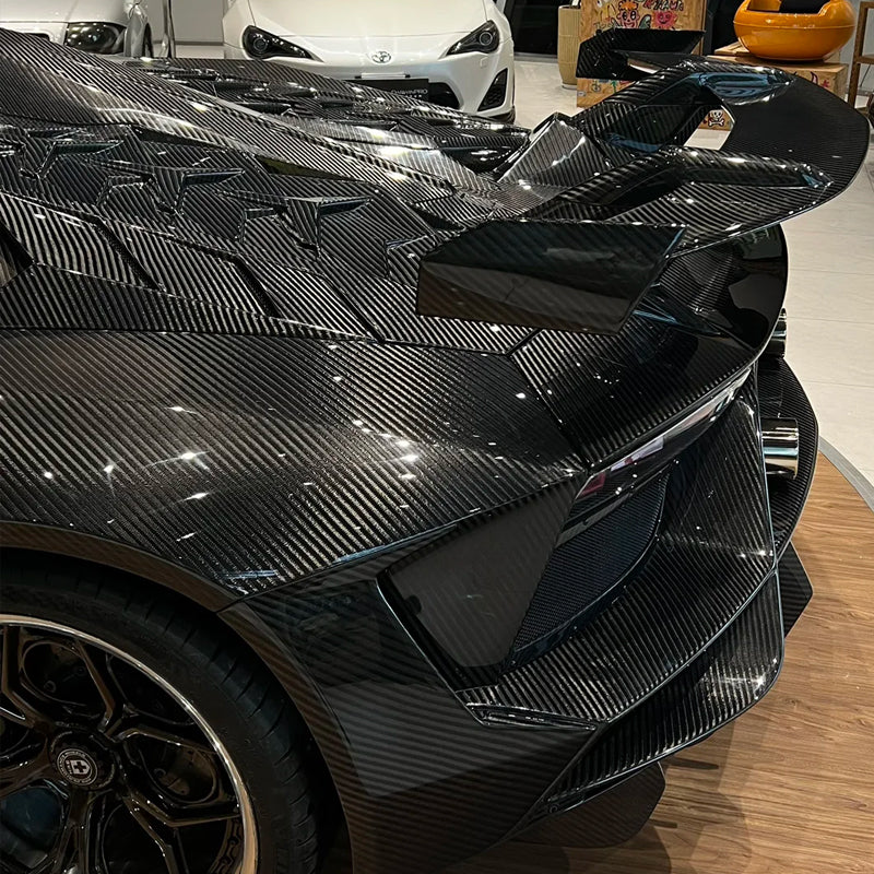 Glossy Carbon Fiber image 1
